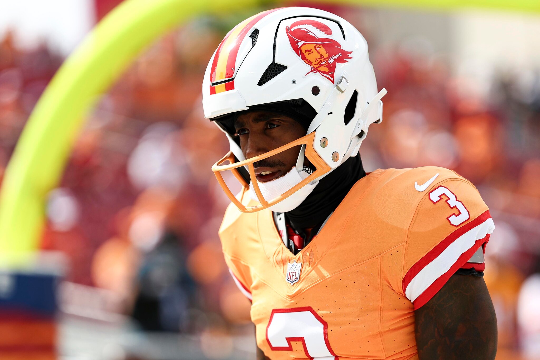 Steelers interested in signing veteran safety
