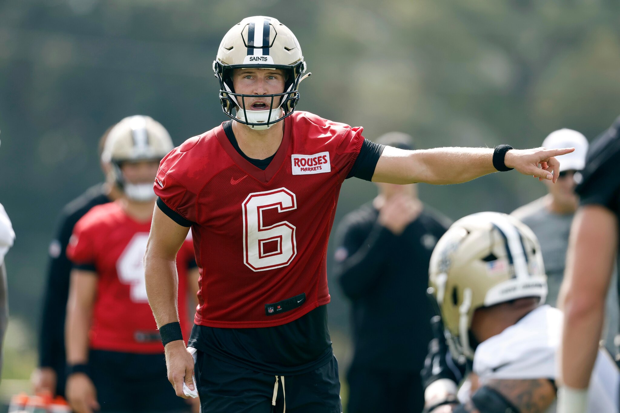 Offense wins the day but defense is winning Saints training camp