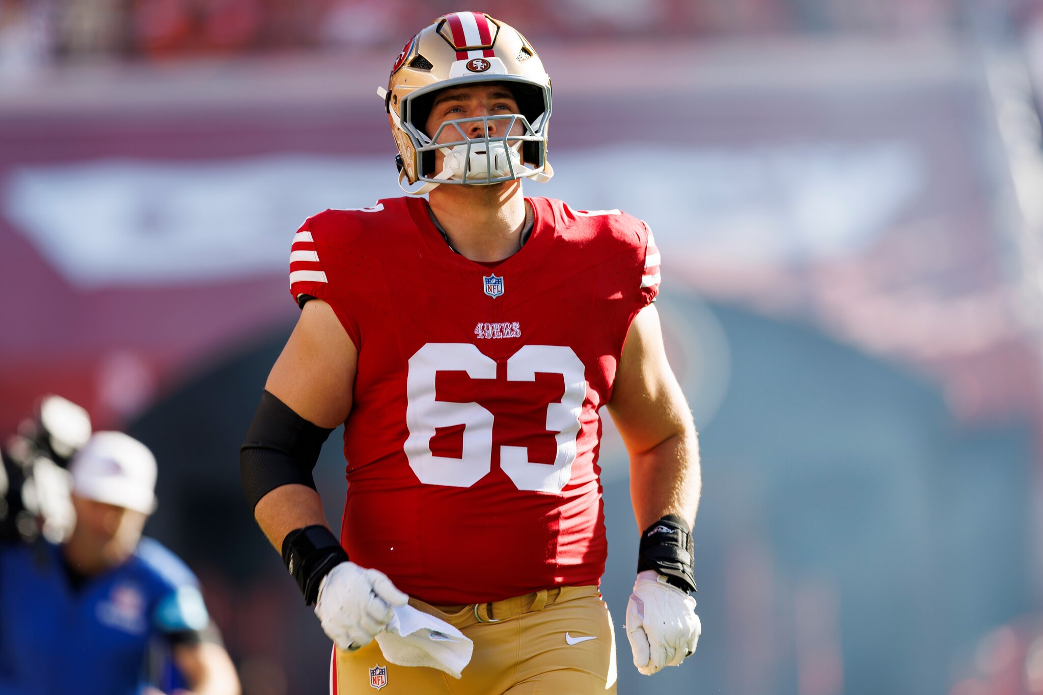 49ers bring back Nick Zakelj; add an EDGE rusher