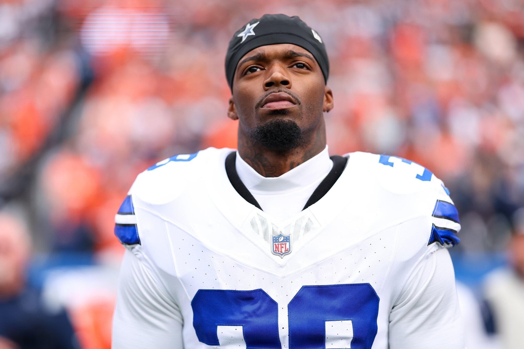 Cowboys injury updates: Safety Alijah Clark helped off on Tuesday
