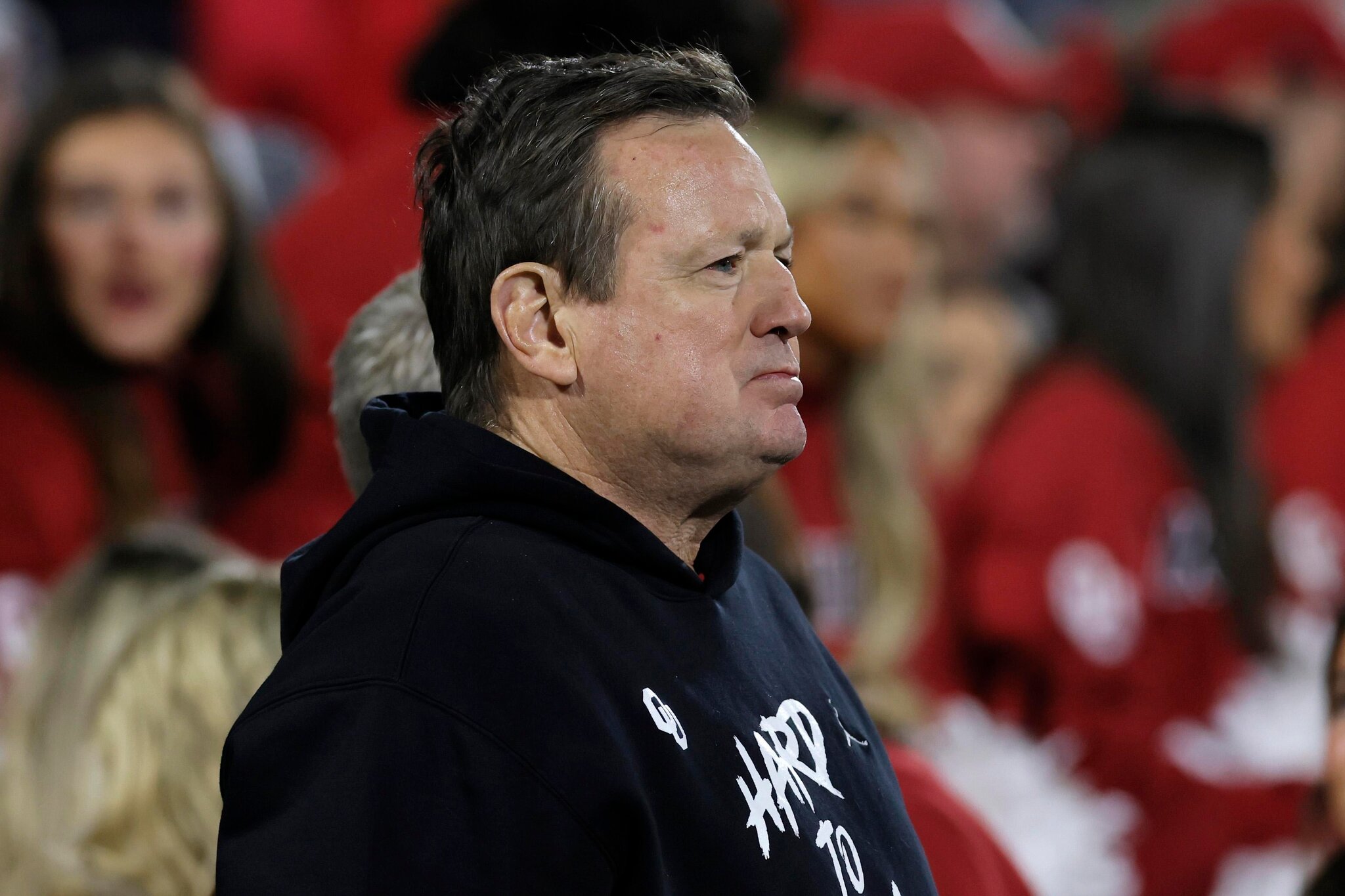 Longhorns Daily News: Bob Stoops can’t stand seeing brother wear Texas burnt orange