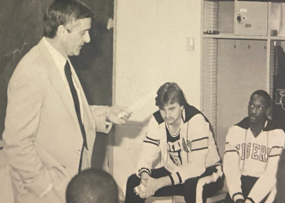 Harvey Childers, Mississippi basketball coaching legend, dies at 87