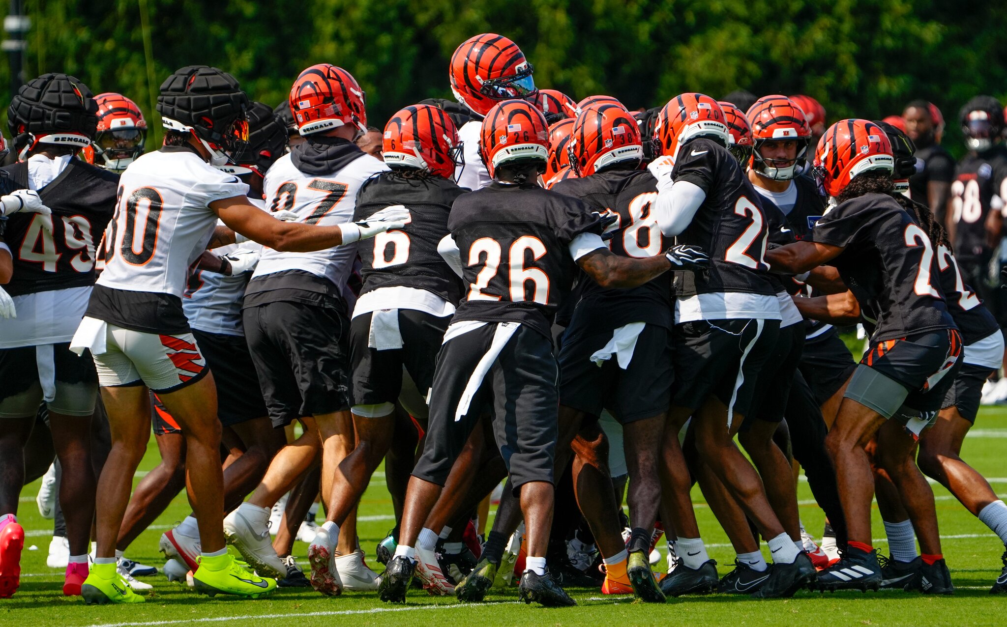 Ja'Marr Chase, DJ Turner, scuffle at Cincinnati Bengals training camp