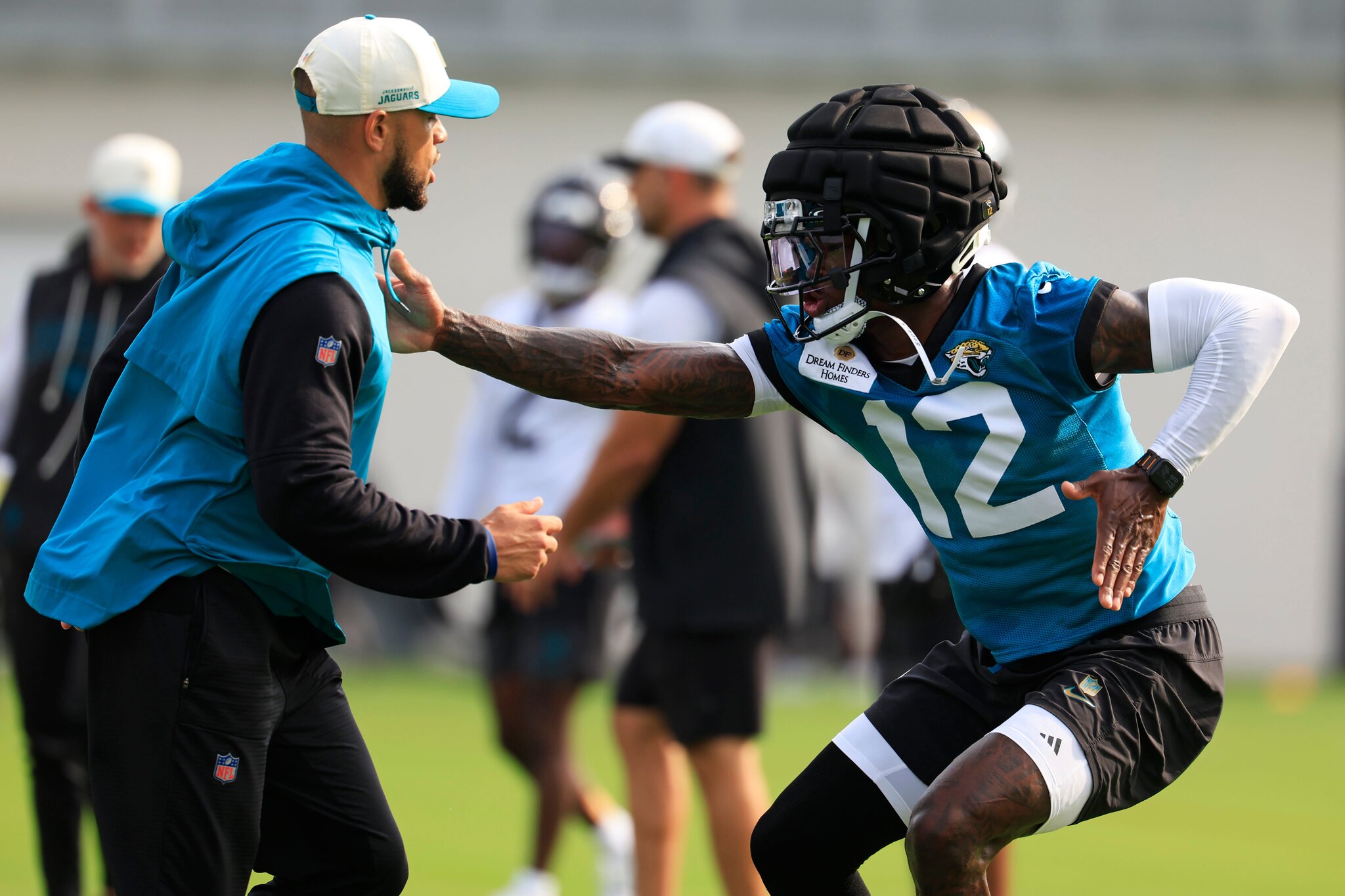 Travis Hunter's return to the field is a team effort for the Jaguars