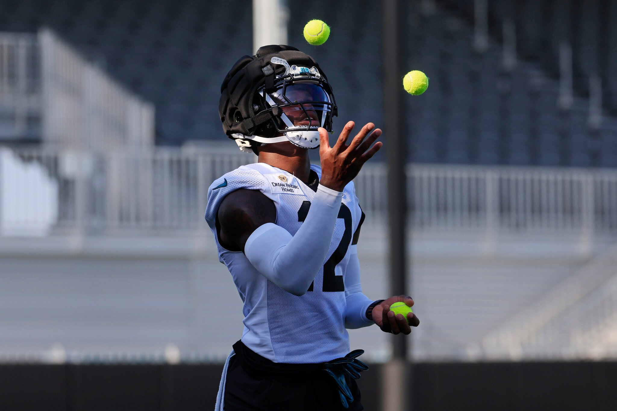 Jacksonville Jaguars' Travis Hunter has another busy day on defense
