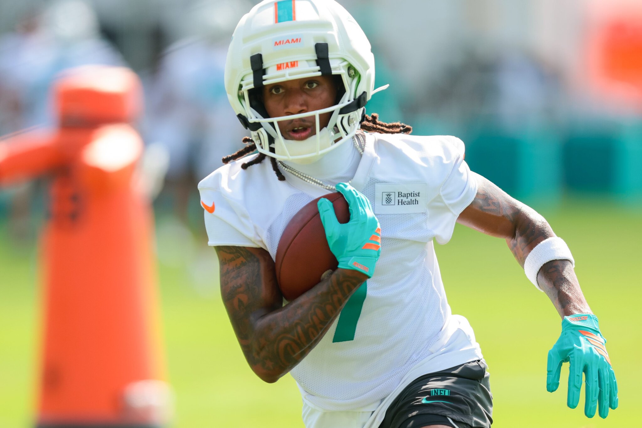 Miami Dolphins WR Caleb Douglas is a rookie who thinks like a veteran