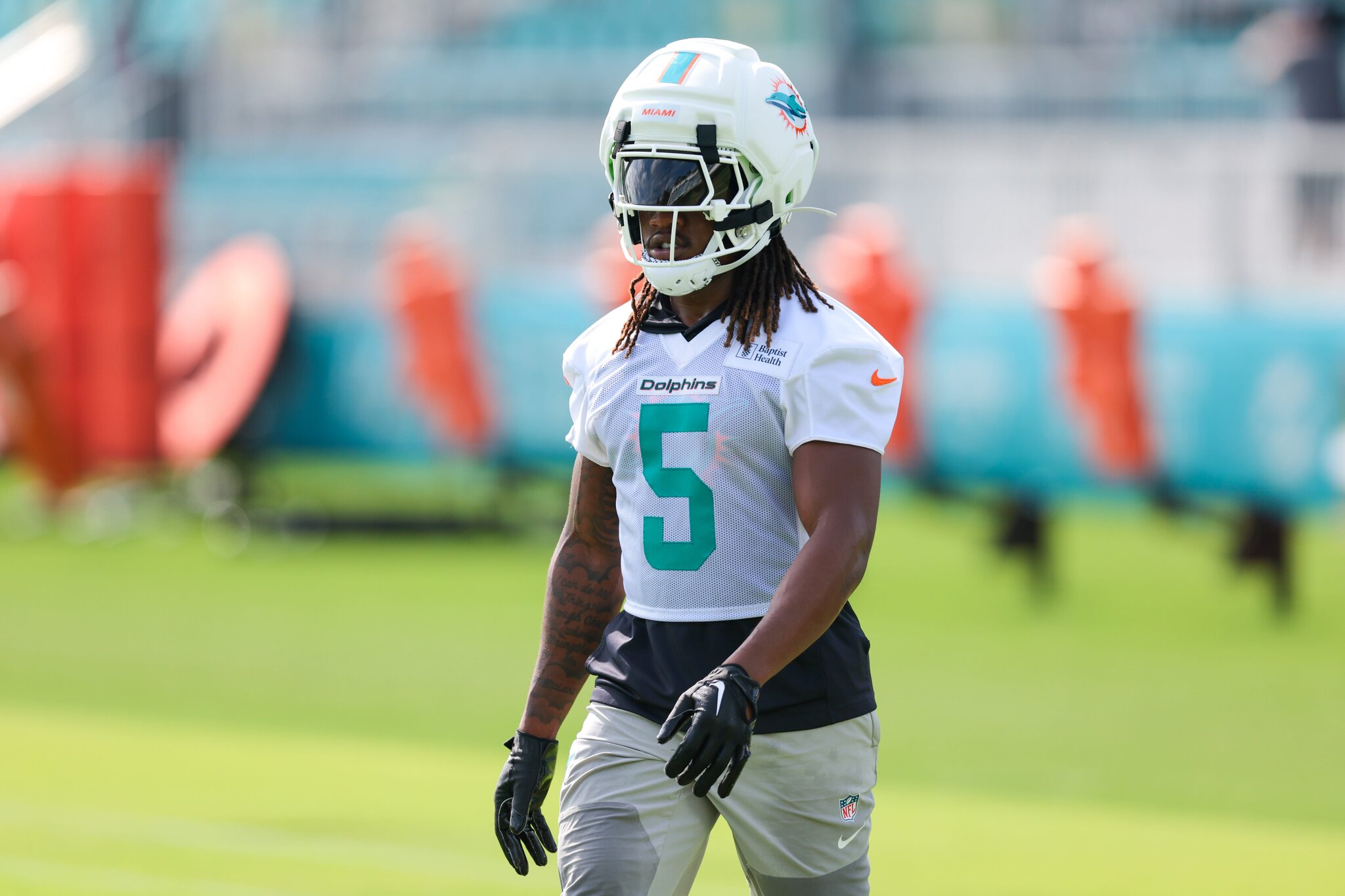 Miami Dolphins depth chart battle: Jaylen Wright vs. Ollie Gordon II