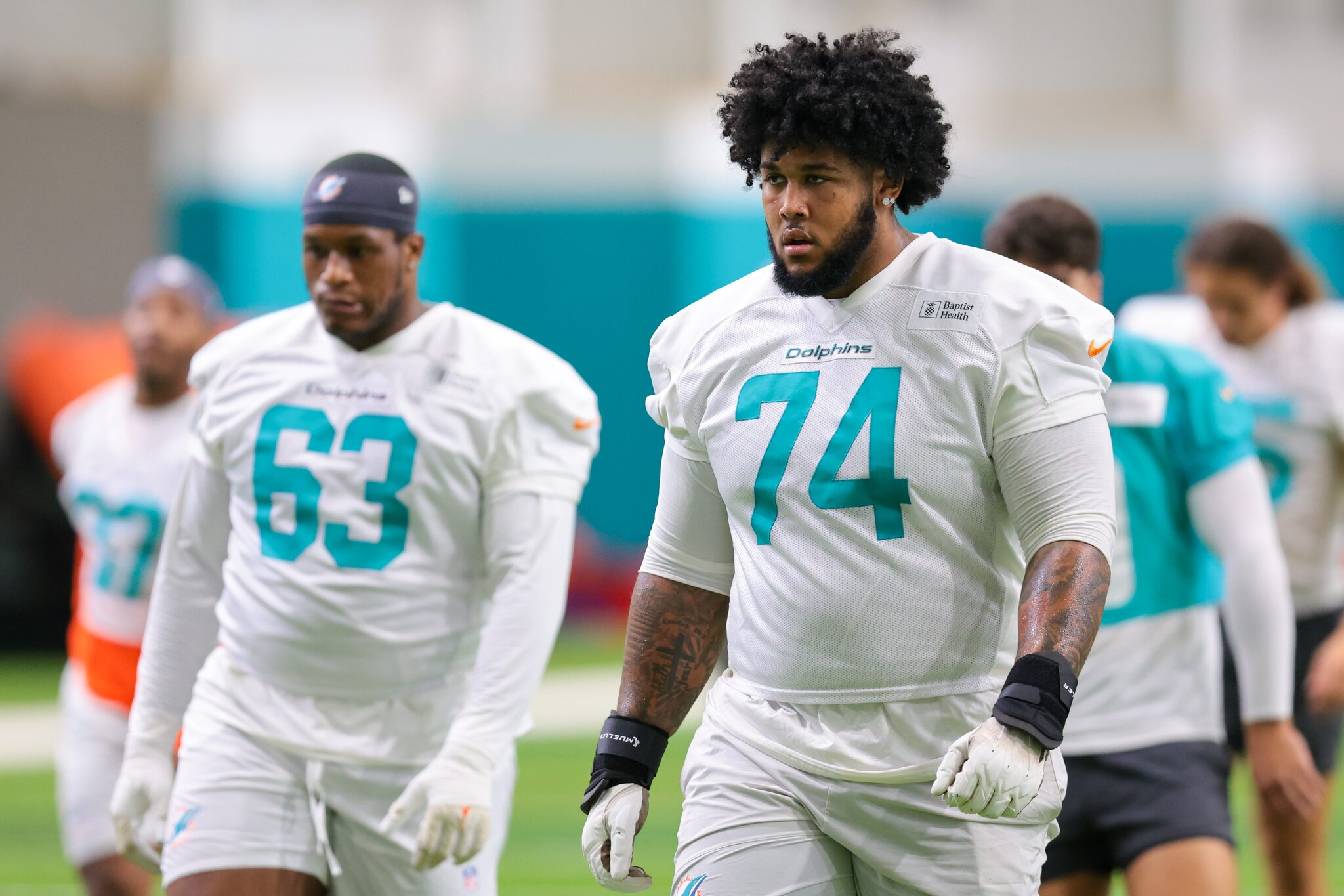 Dolphins first-round pick Kadyn Proctor starting NFL career at guard