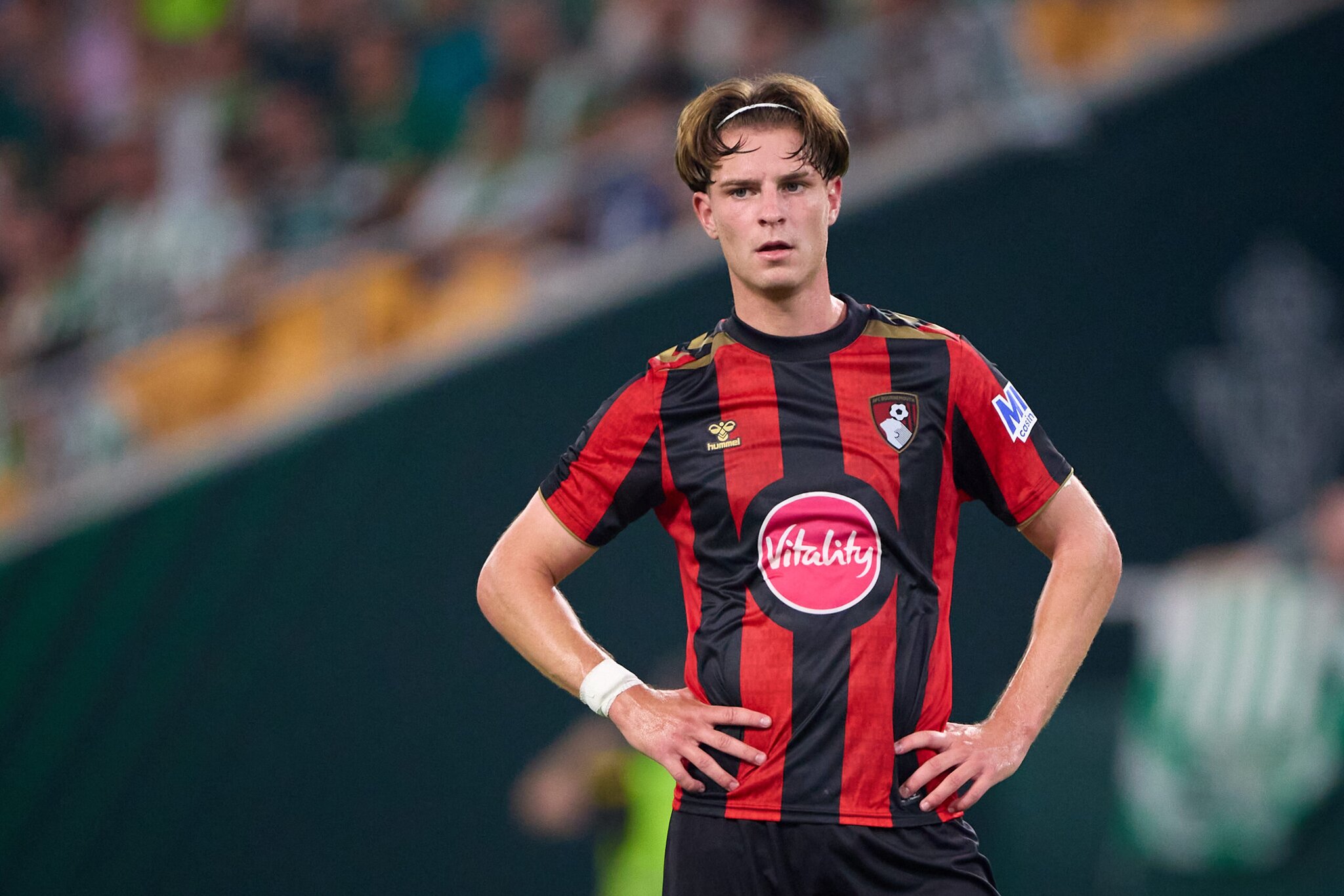 Chelsea Launch A Fresh Enquiry For This Bournemouth Midfielder: Should Alonso Bring Him On Board?