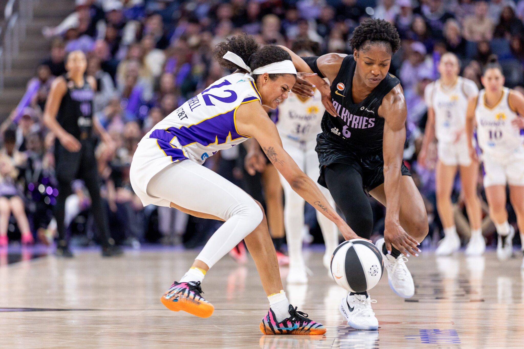 How to watch Golden State Valkyries vs Los Angeles Sparks: Live stream WNBA, TV channel