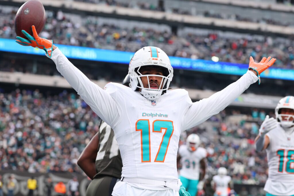 Fantasy football WR rankings & tiers: Buy Jaylen Waddle, fading Malik Nabers