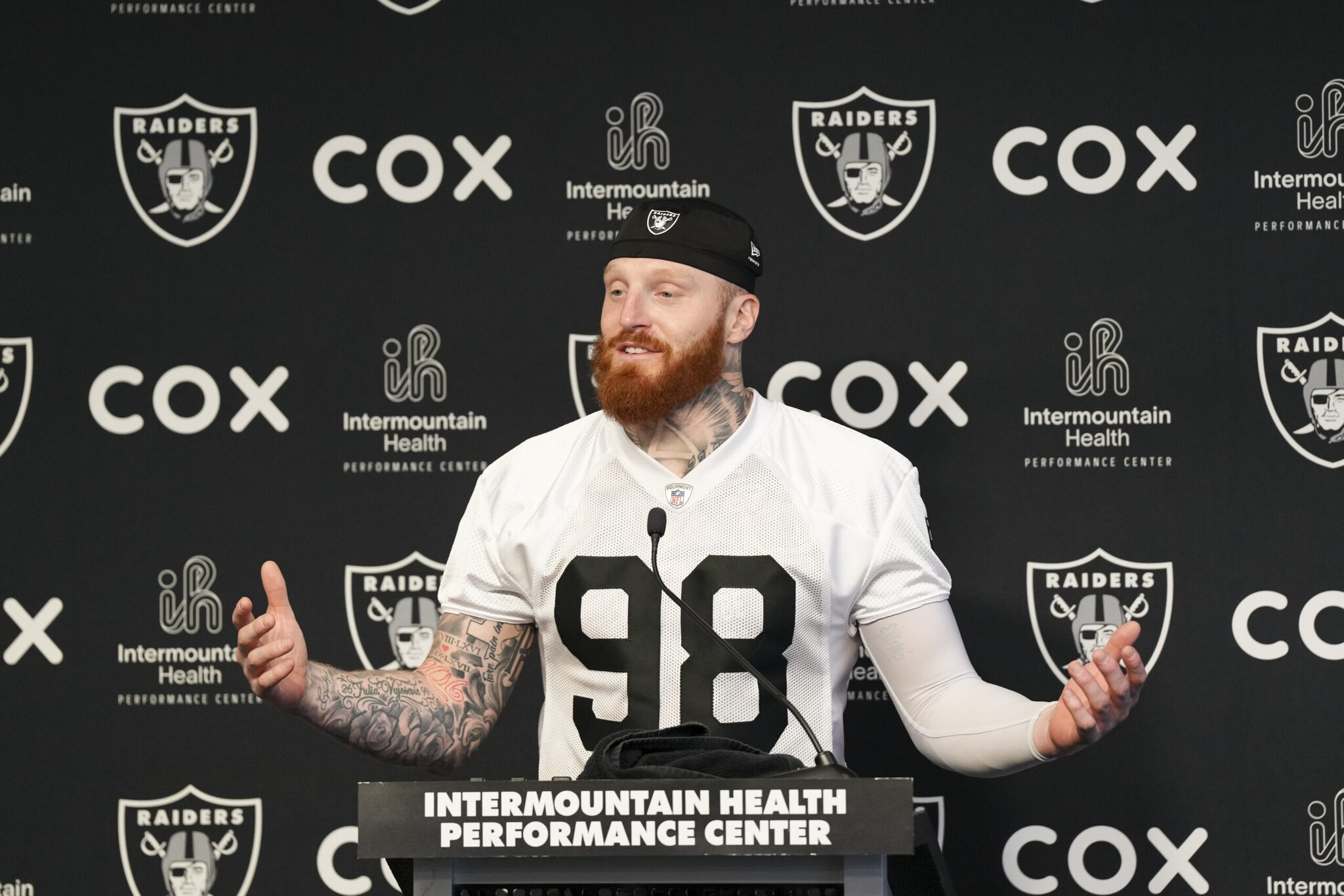 Cowboys’ Jerry Jones eyeing possible blockbuster trade, willing to ‘give up future