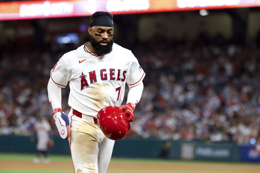 Yankees, Angels engaged in trade talks