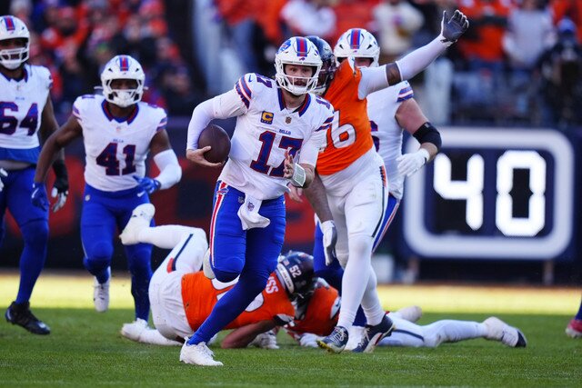 4 NFL quarterbacks facing most pressure to deliver in 2026