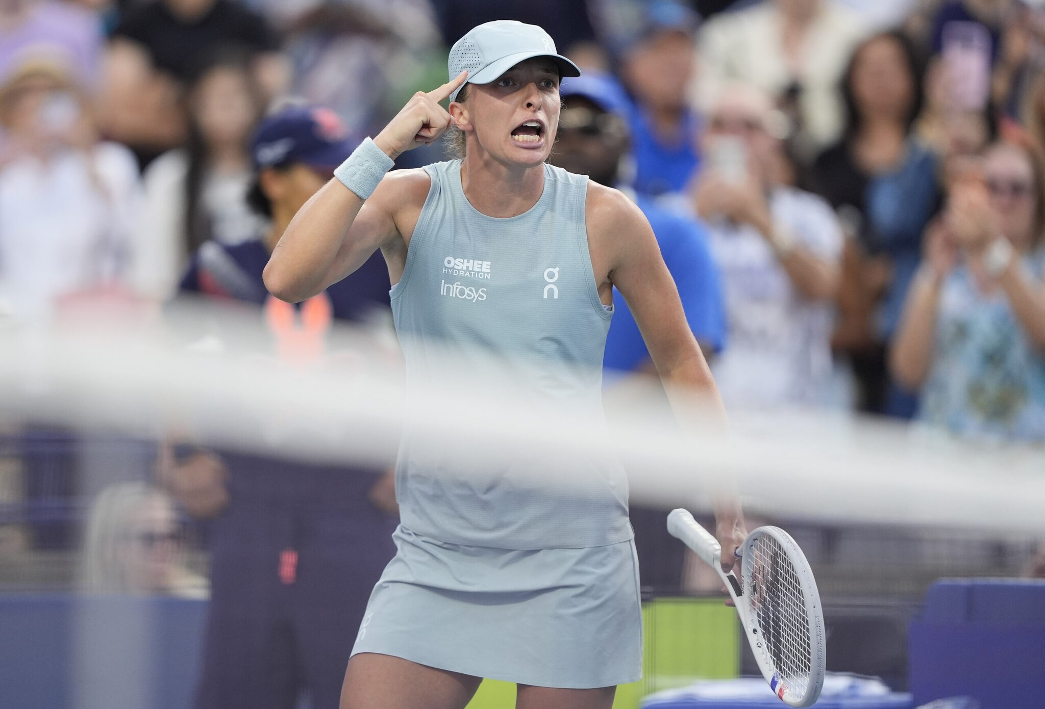 Did Iga Swiatek shut down or goad her social media haters with her NBO championship speech