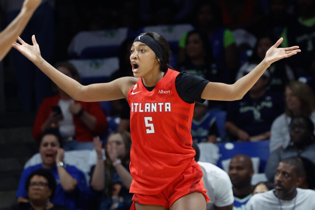 Dream star Angel Reese records a perfect shooting first half vs. Sparks