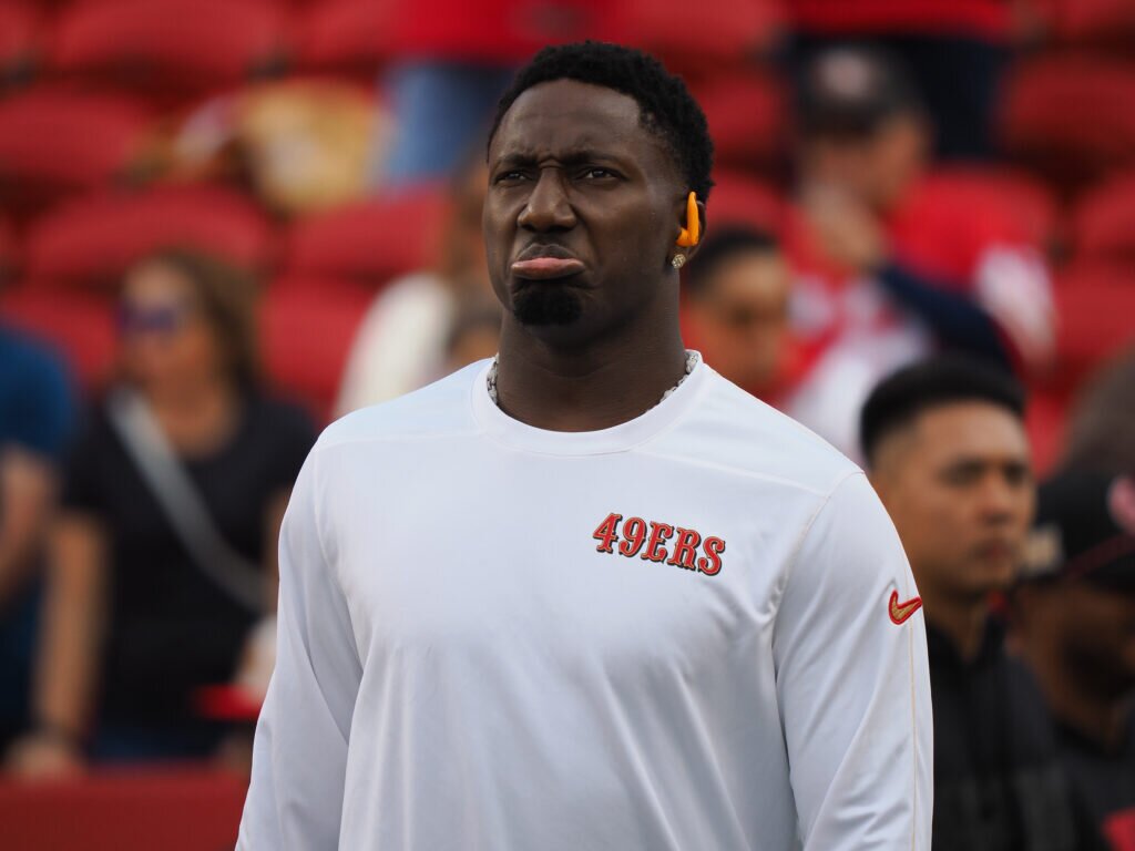 San Francisco 49ers reunite with Deebo Samuel