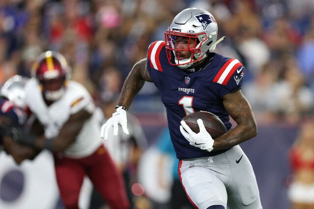 Former Patriots second-round pick abruptly retires during training camp