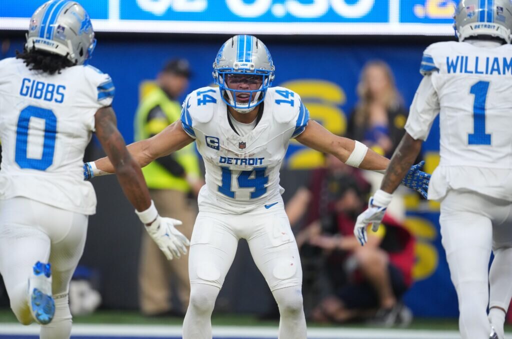 Jahmyr Gibbs absent from Lions training camp practice amid contract talks