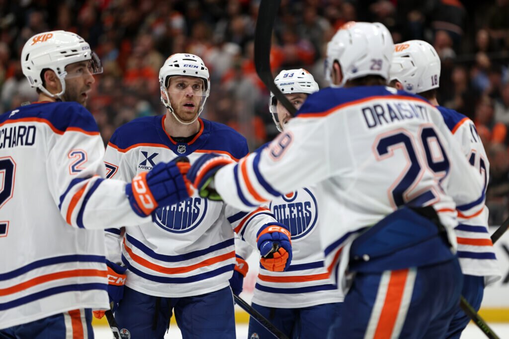 Connor McDavid calls Mike Babcock hire ‘great opportunity’ for Oilers