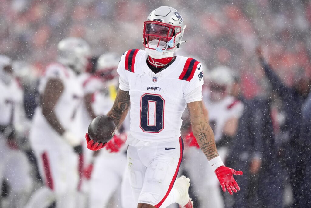 Patriots have a big Christian Gonzalez problem on their hands