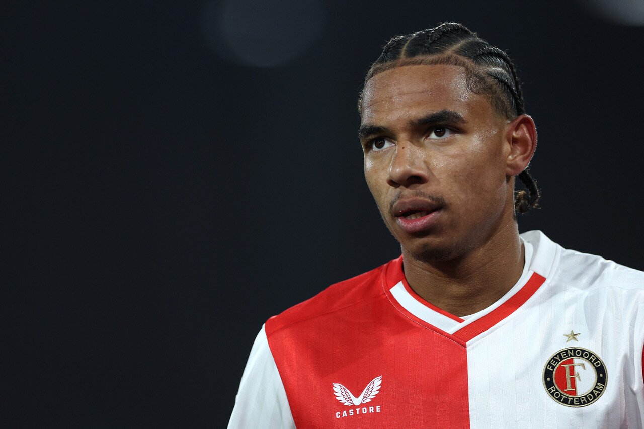 Celtic-Linked Calvin Stengs ends transfer speculation
