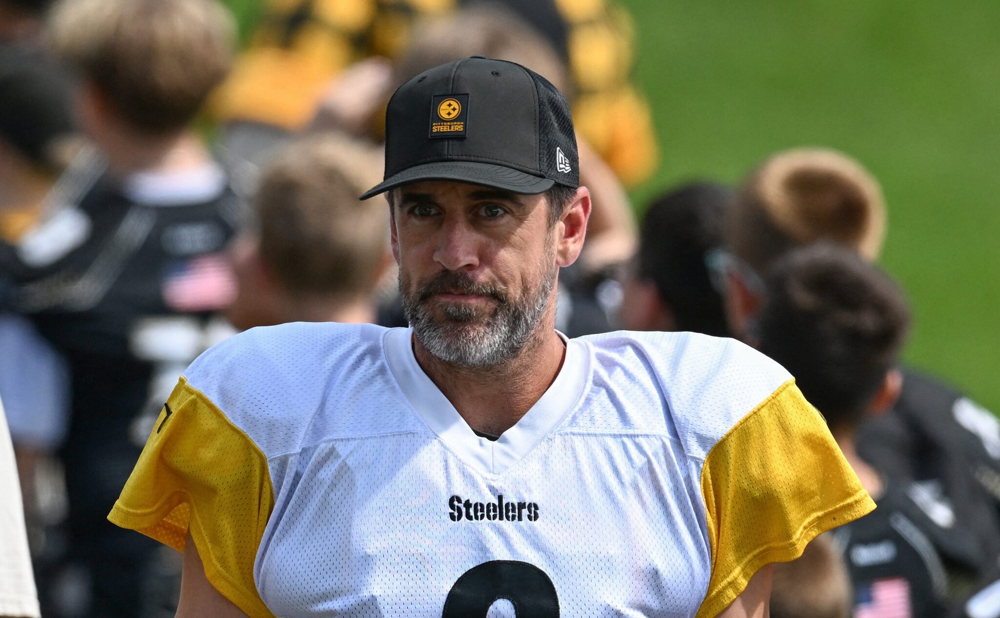 A bunch of cowards’: Steelers spark outrage with Aaron Rodgers decision after Fauci comments