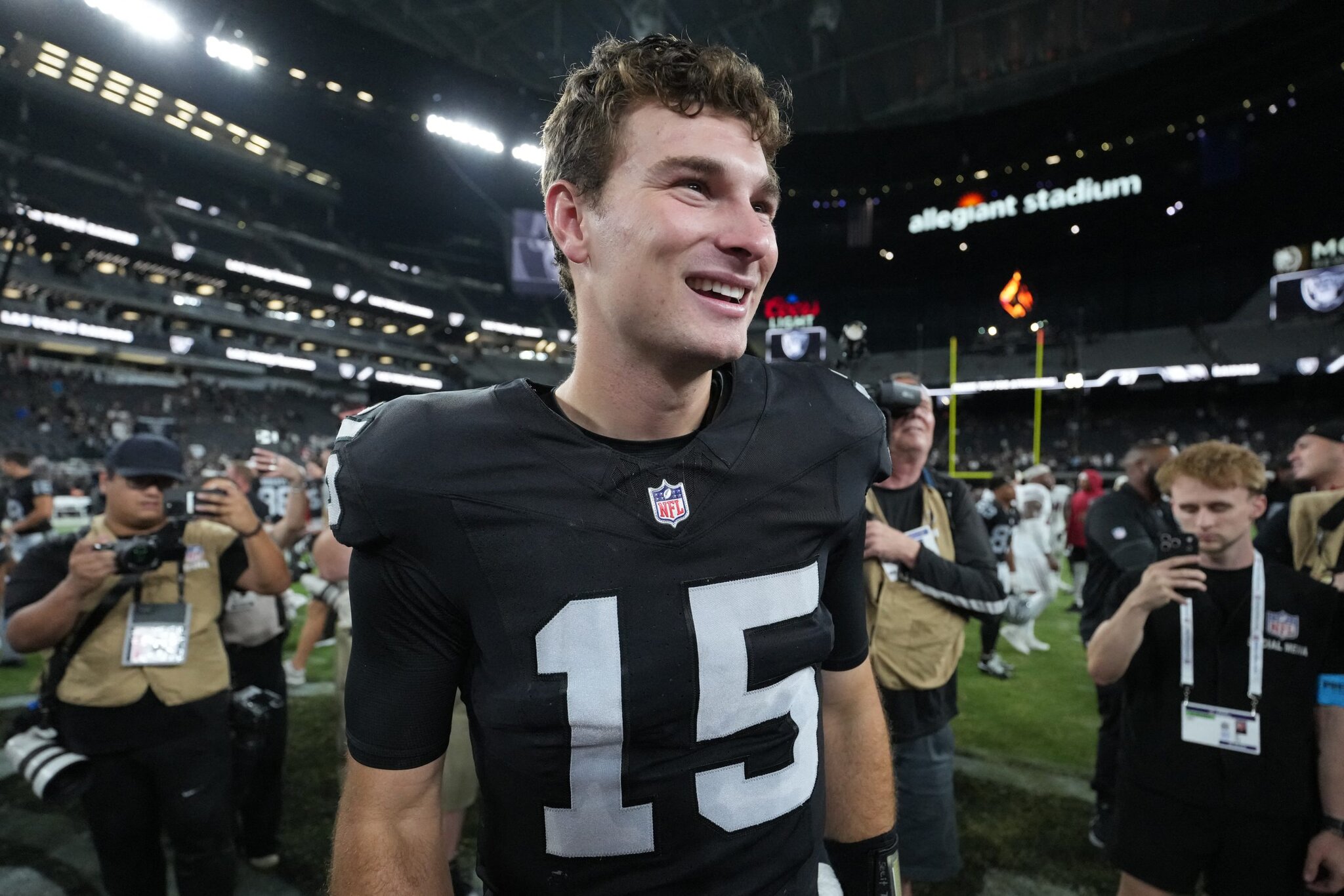Shouldn’t play Week 1’: ESPN analyst calms Fernando Mendoza hype after preseason debut