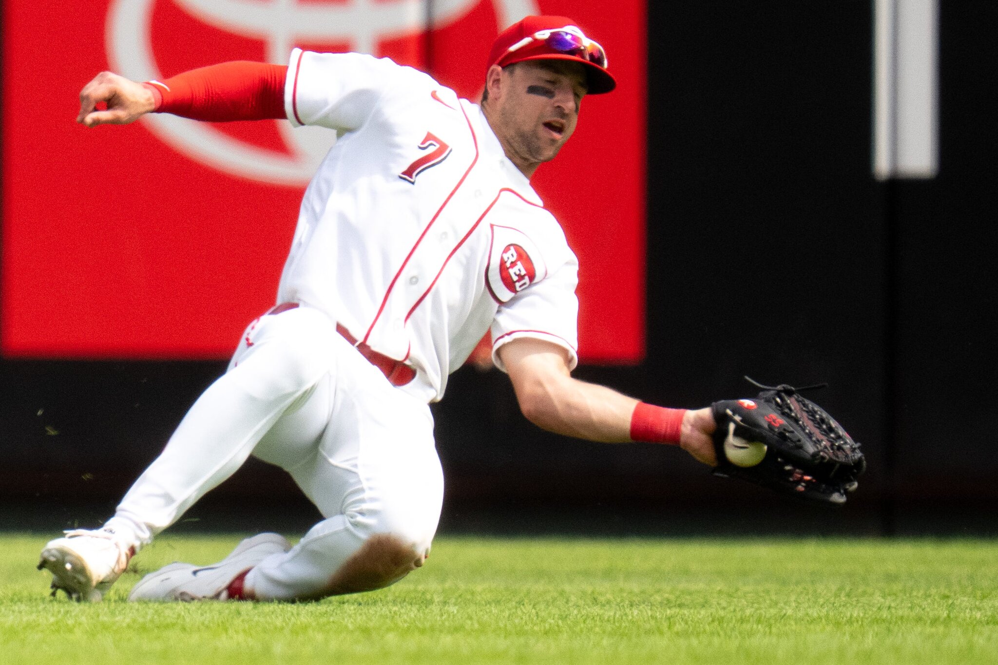 Reds' Spencer Steer (wrist) to miss rest of season, per latest exam