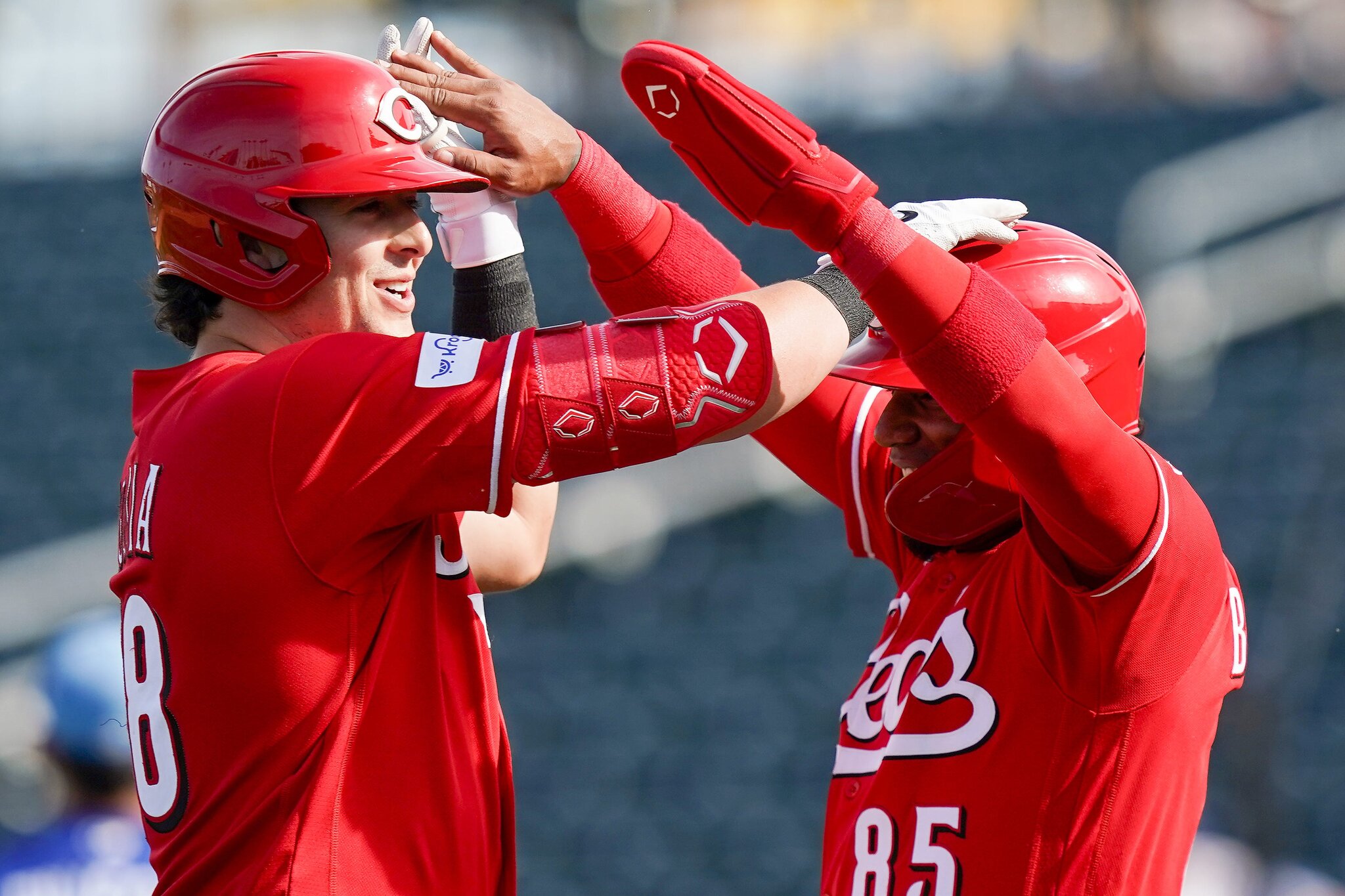 Cincinnati Reds lose another player to injury in Diamondbacks opener