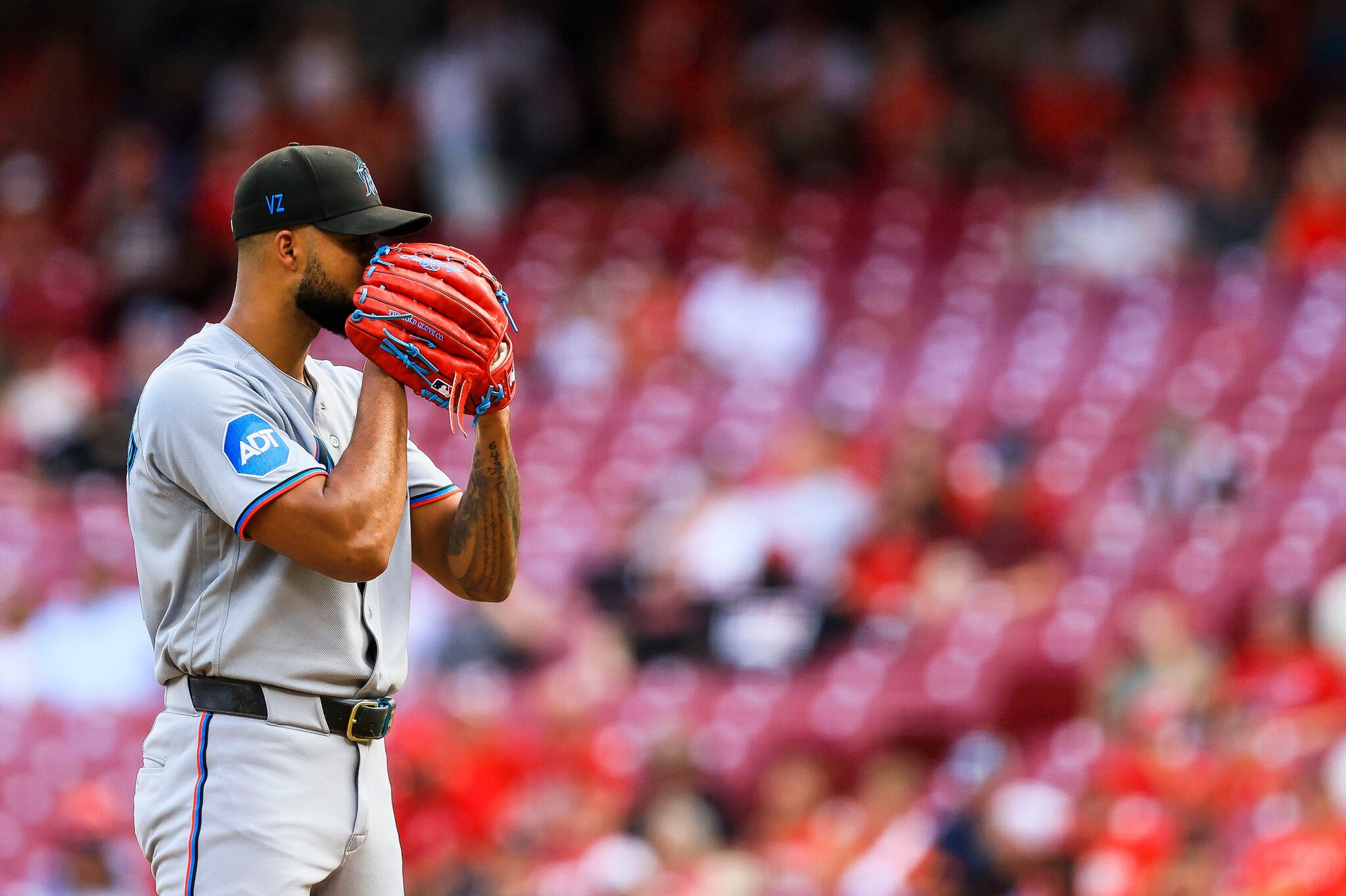 Cy Young then vs. Cy Young now? Burns beats Alcantara in battle of aces