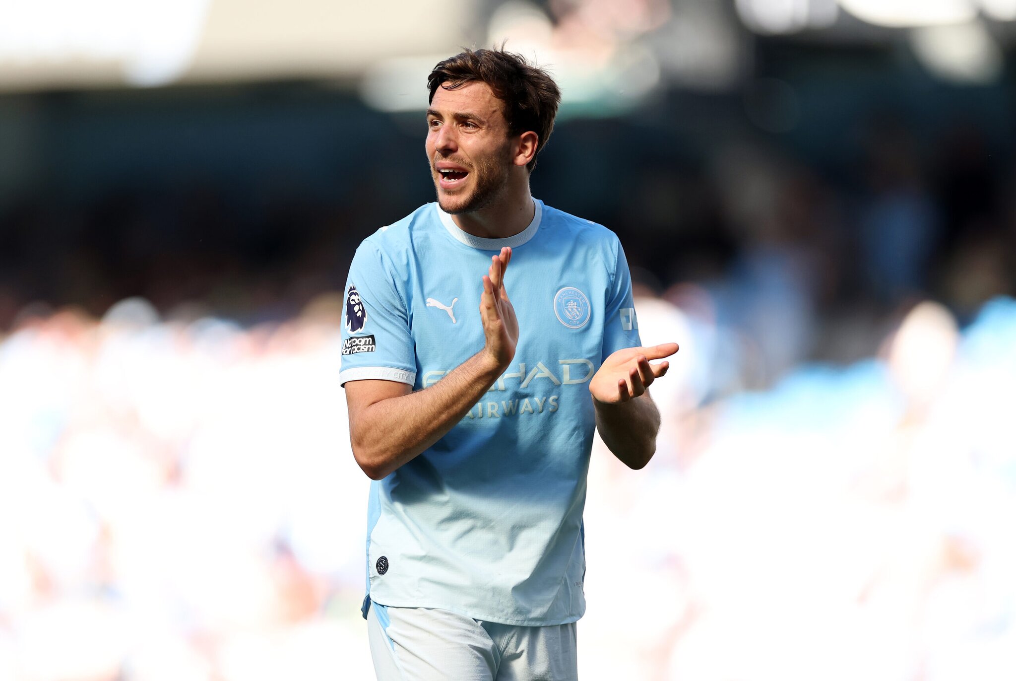 Newcastle advancing in talks to sign Manchester City midfielder