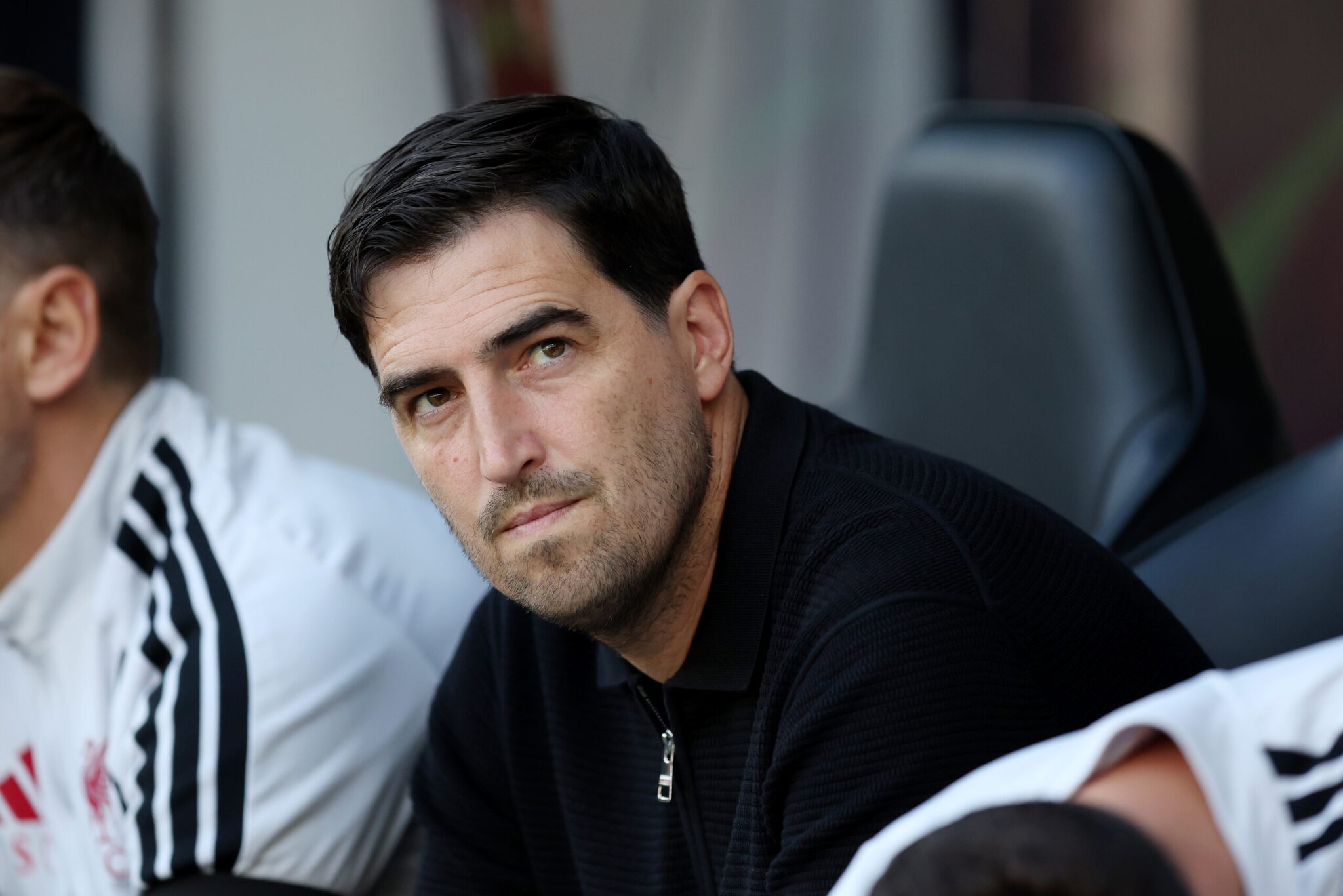 Liverpool agree €35m deal for 6ft 7in teenage goalkeeper