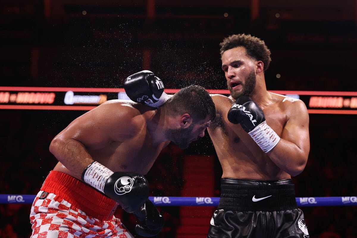 Moses Itauma problem highlighted by four-weight world champion after brutal knockout loss