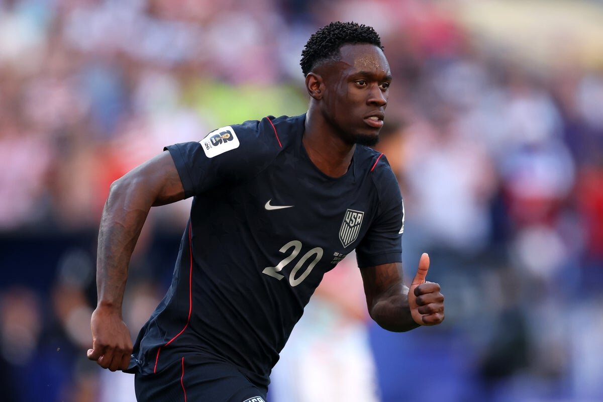Everton open talks over Folarin Balogun in last-ditch attacking overhaul