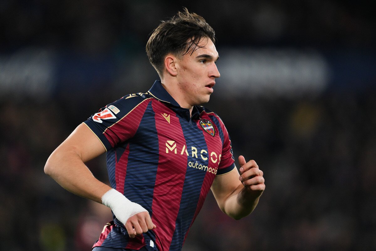 Hull City Make a Move on Spanish Striker Wanted at Lazio