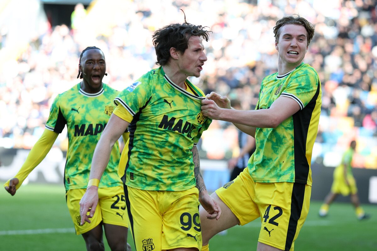 Lazio Make Improve Offer for Wantaway Italian Striker as Talks Intensify