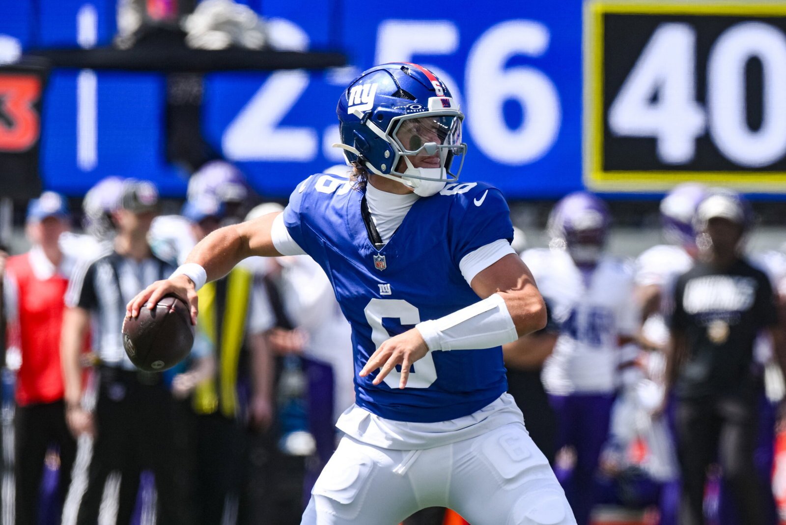 Who Should Fantasy Football Managers Target and Avoid?