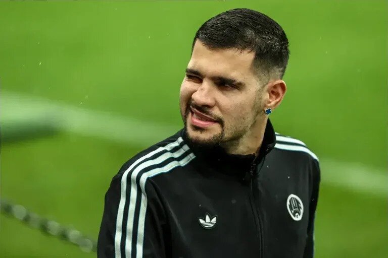Very extreme diverse media claims on Bruno Guimaraes move to Arsenal now reaching agreement