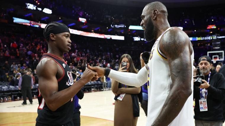 Tyrese Maxey initially hid LeBron James' signing for the 76ers from VJ Edgecombe
