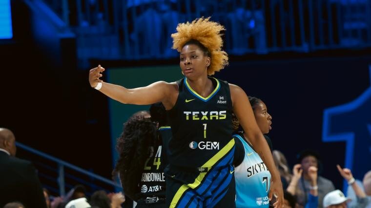 Aces make surprising NaLyssa Smith roster decision after DiJonai Carrington allegations