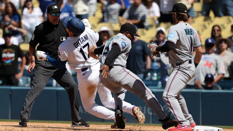 Red Sox interested in .292 BA Marlins infielder not named Otto Lopez