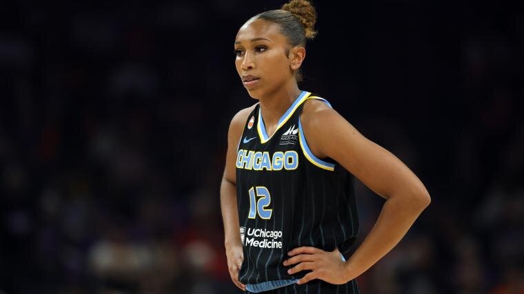 Sky rookie Sydney Taylor stuns Aces with game-winning 3-pointer at the buzzer