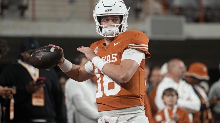 Arch Manning receives surprising ranking after late-season Texas turnaround