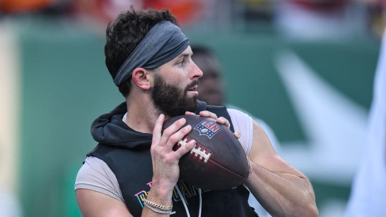 Baker Mayfield reconnects with family following $12 million dispute