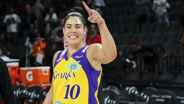 Sparks risk repeating familiar mistake with Kelsey Plum trade plan