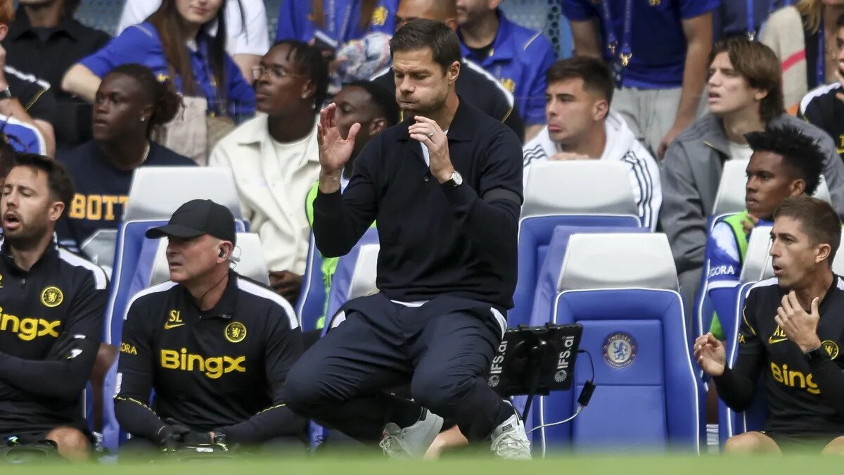 Shocking Chelsea stat that underlines Xabi Alonso's Enzo Fernandez conundrum