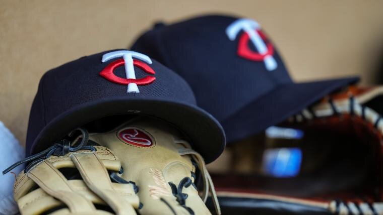 Twins sign ex-Rockies, Padres All-Star pitcher with 5.26 ERA
