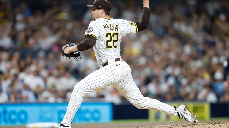 Brewers 'would love' to acquire two-time All-Star closer with a 0.79 ERA