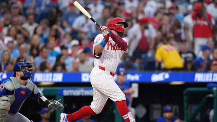 Kyle Schwarber's 40th HR joins Ryan Howard in rare Phillies history